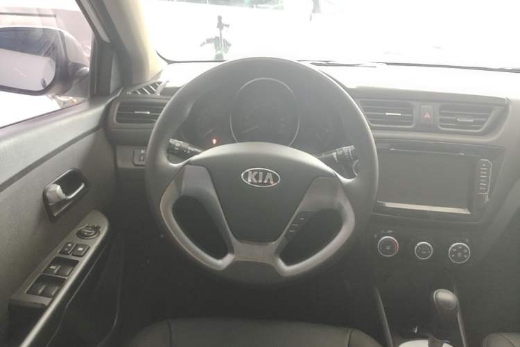 Used Kia K2 2015 Sedan 1.4L Automatic GLS Steering Wheel