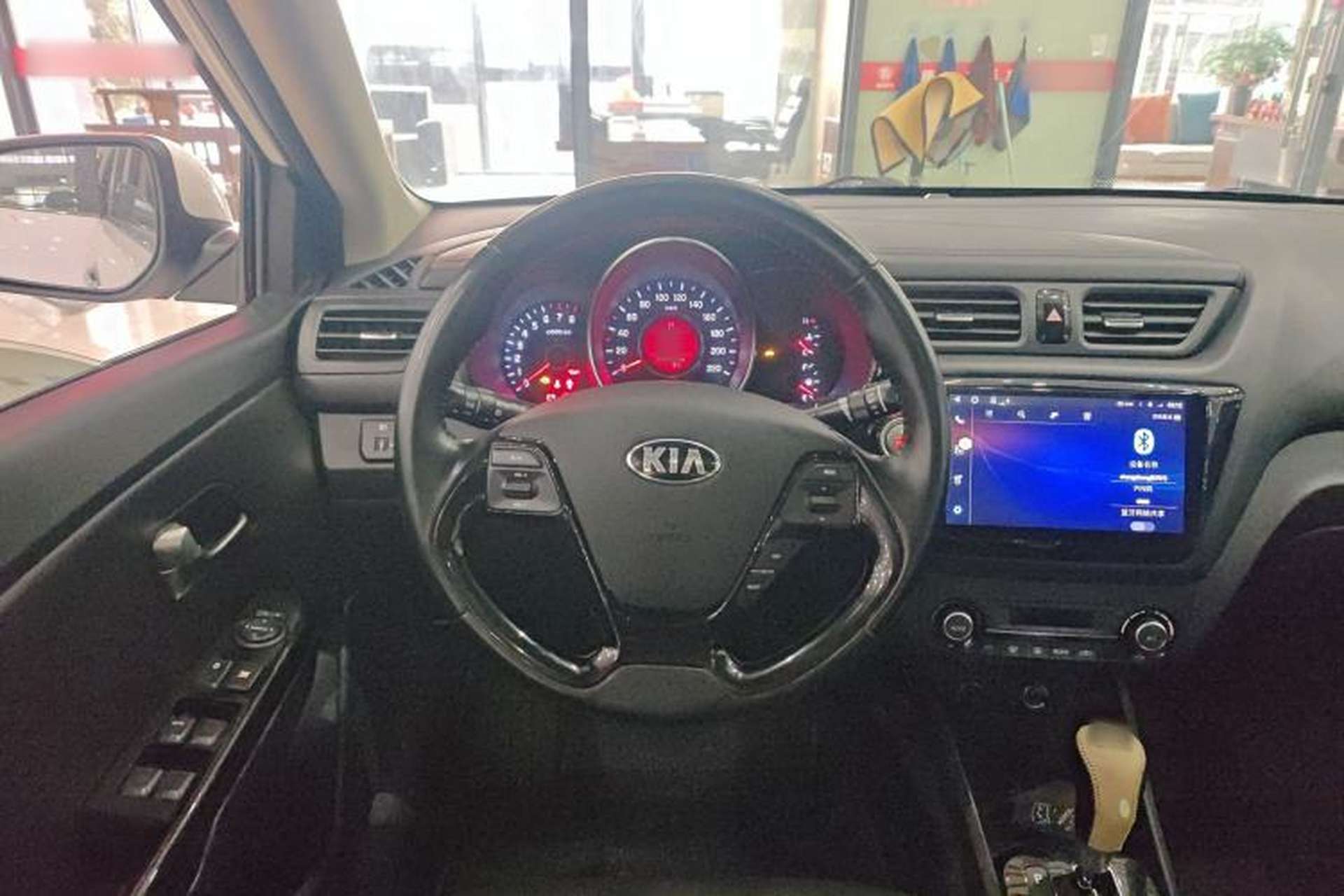 Used Kia K2 2015 Sedan 1.6L Automatic Transmission Premium Steering Wheel