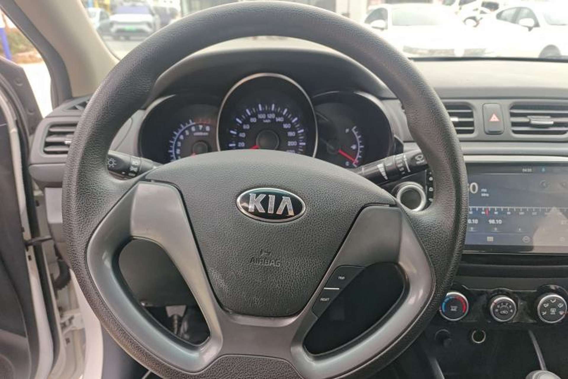 Used Kia K2 2015 Sedan 1.4L Automatic GLS Steering Wheel