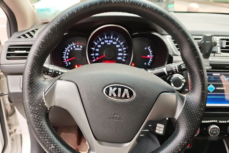 Used Kia K2 2015 Sedan 1.4L MT GLS Steering Wheel