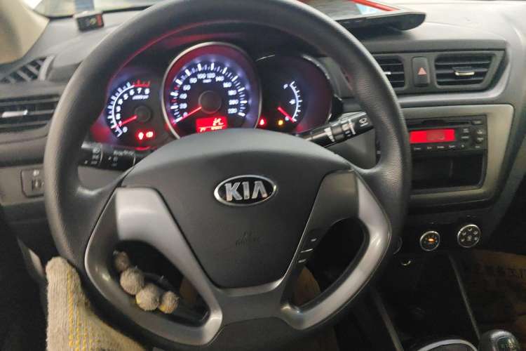 Used Kia K2 2015 Sedan 1.4L MT GLS Steering Wheel