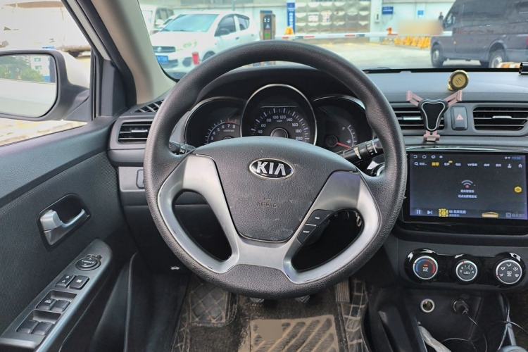 Used Kia K2 2015 Sedan 1.4L MT GLS Steering Wheel