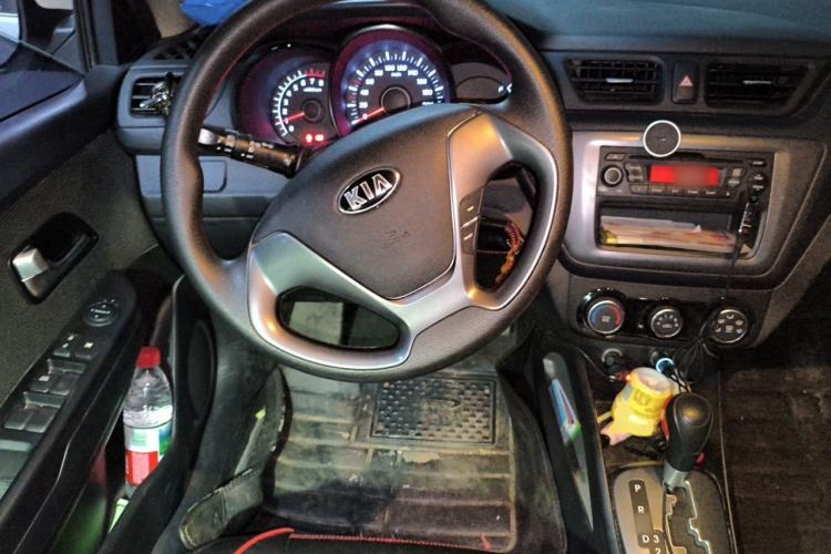 Used Kia K2 2015 Sedan 1.4L Automatic GLS Steering Wheel