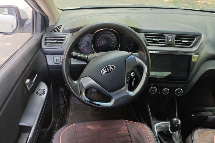 Used Kia K2 2015 Sedan 1.4L MT GLS Steering Wheel