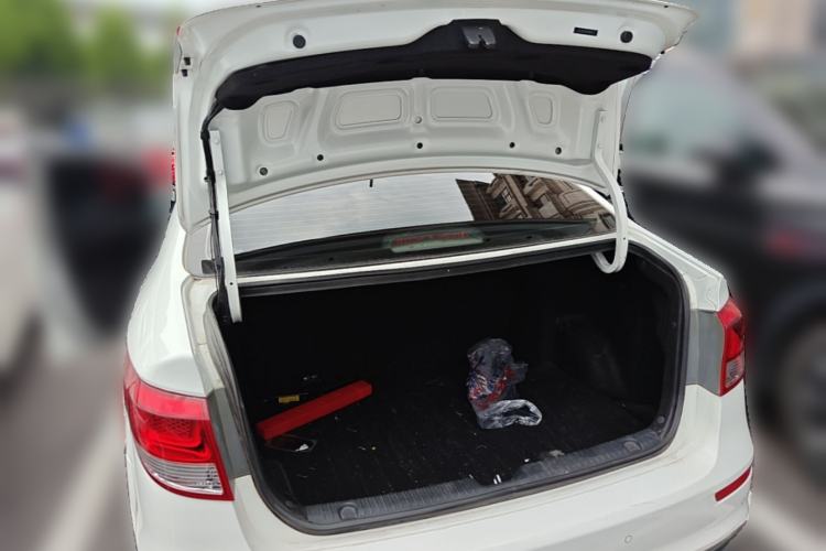 Used Kia K2 2015 Sedan 1.4L Automatic GLS Trunk