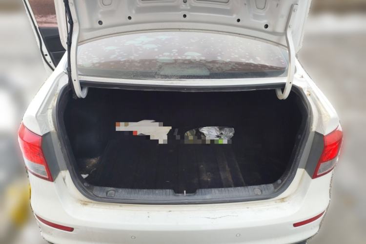 Used Kia K2 2015 Sedan 1.4L MT GLS Trunk