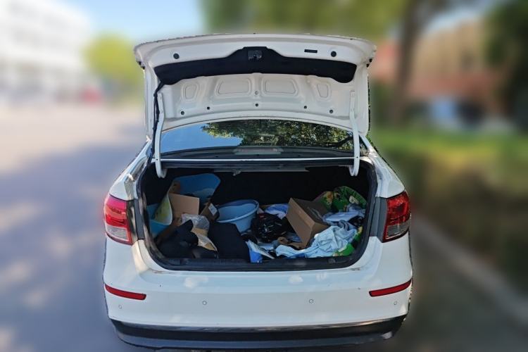 Used Kia K2 2015 Sedan 1.4L MT GLS Trunk