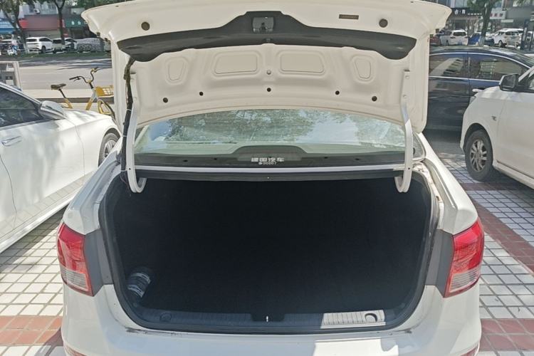 Used Kia K2 2015 Sedan 1.4L Automatic GLS Trunk