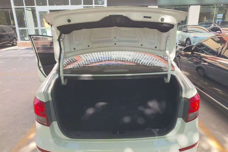 Used Kia K2 2015 Sedan 1.4L Automatic GLS Trunk