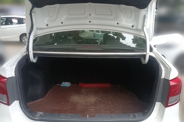 Used Kia K2 2015 Sedan 1.4L MT GLS Trunk