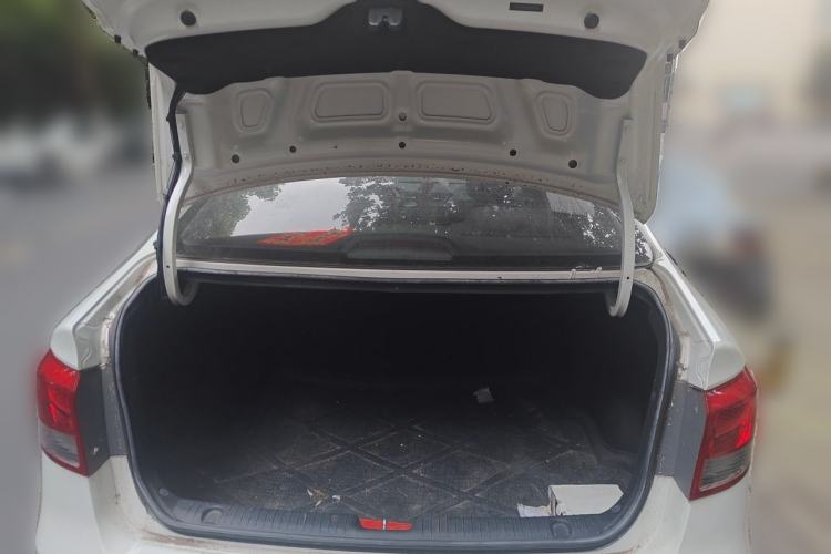 Used Kia K2 2015 Sedan 1.4L MT GLS Trunk