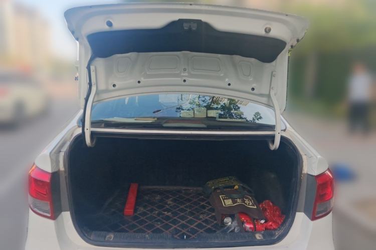 Used Kia K2 2015 Sedan 1.4L MT GLS Trunk