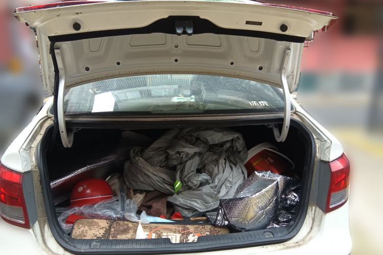 Used Kia K2 2015 Sedan 1.4L MT GLS Trunk