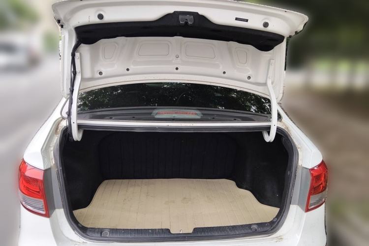 Used Kia K2 2015 Sedan 1.4L Automatic GLS Trunk