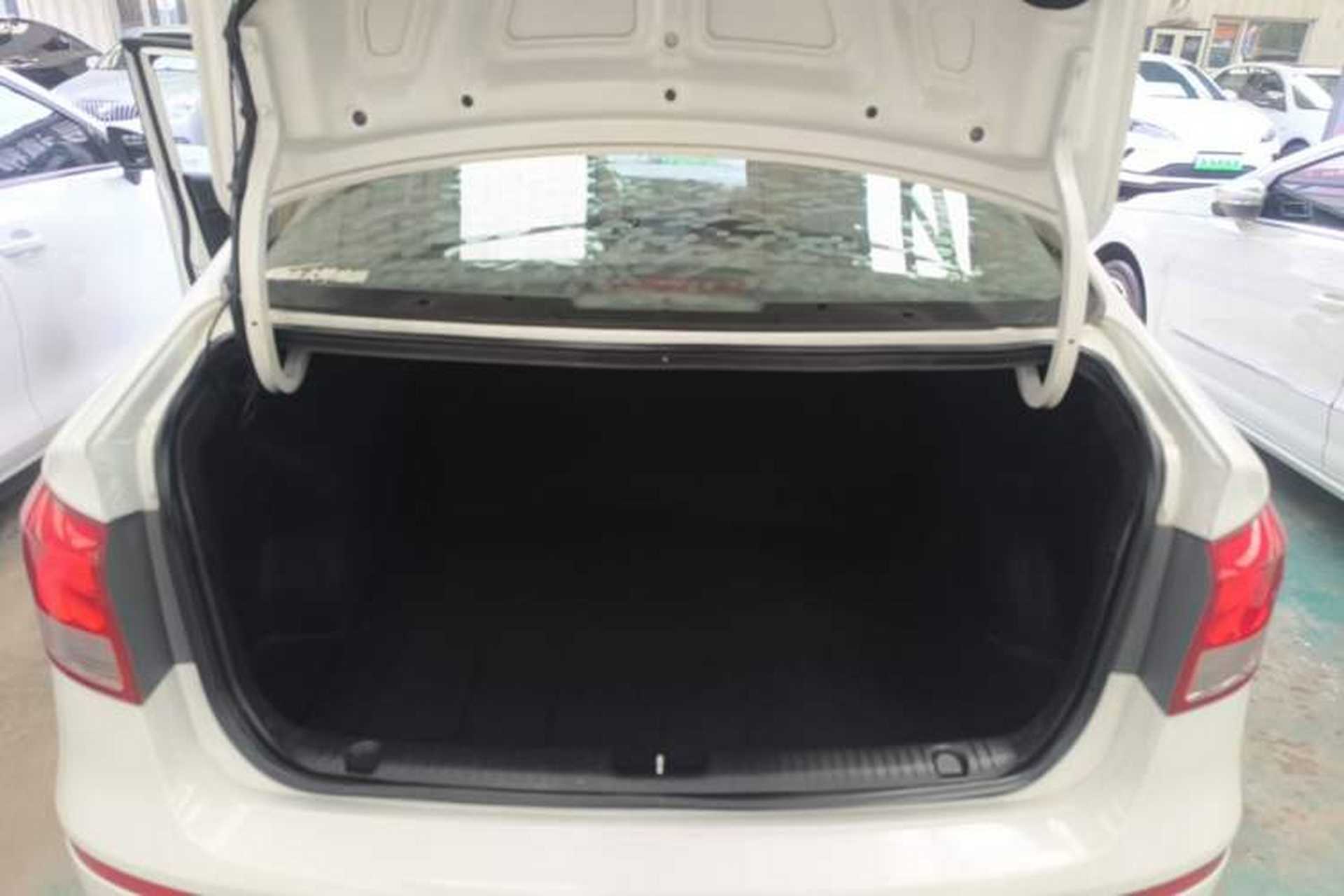 Used Kia K2 2015 Sedan 1.4L Automatic GLS Trunk