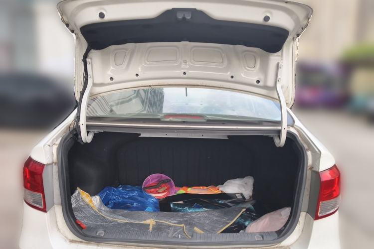Used Kia K2 2015 Sedan 1.4L MT GLS Trunk