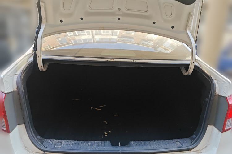 Used Kia K2 2015 Sedan 1.4L MT GLS Trunk