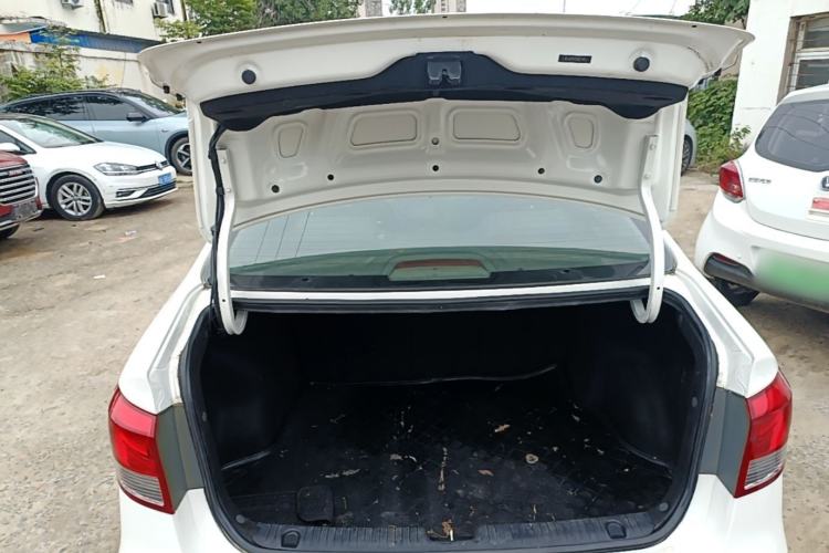 Used Kia K2 2015 Sedan 1.4L MT GLS Trunk