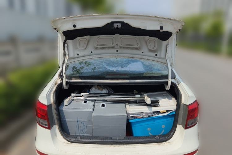 Used Kia K2 2015 Sedan 1.4L MT GLS Trunk