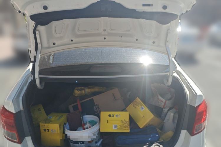 Used Kia K2 2015 Sedan 1.4L MT GLS Trunk
