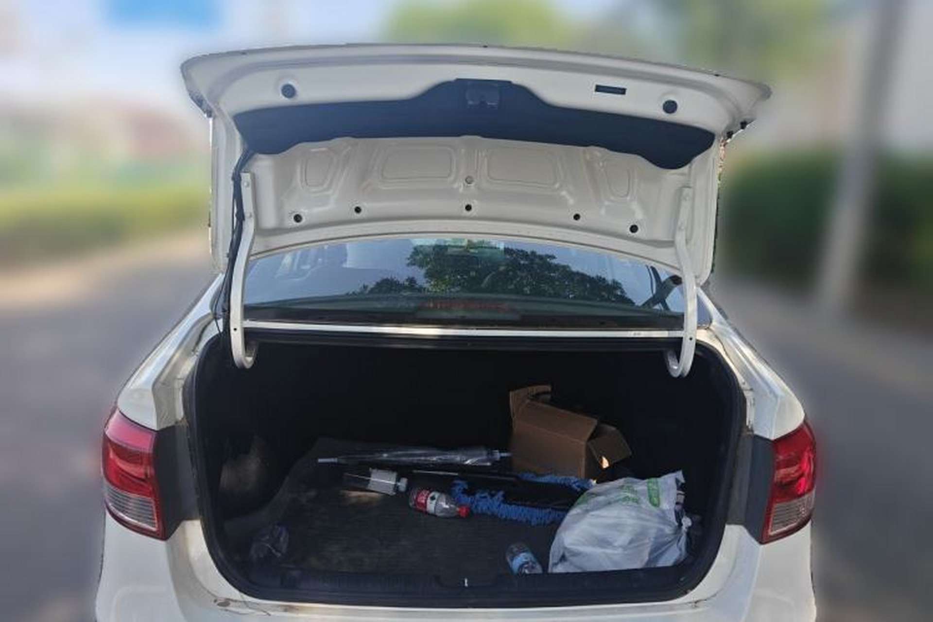 Used Kia K2 2015 Sedan 1.4L Automatic GLS Trunk