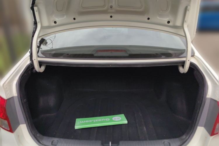 Used Kia K2 2015 Sedan 1.4L MT GLS Trunk