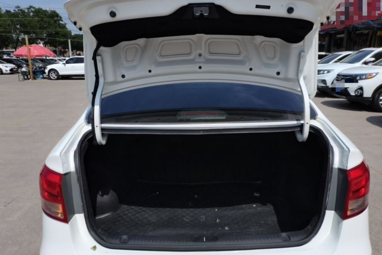 Used Kia K2 2015 Sedan 1.4L Automatic GLS Trunk