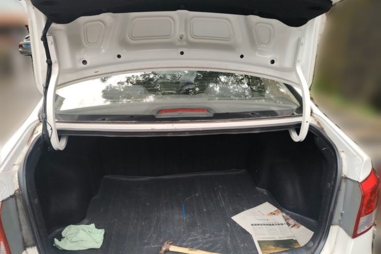 Used Kia K2 2015 Sedan 1.4L MT GLS Trunk