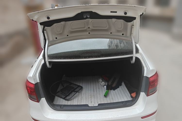 Used Kia K2 2015 Sedan 1.4L Automatic GLS Trunk