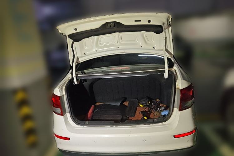 Used Kia K2 2015 Sedan 1.4L Automatic GLS Trunk
