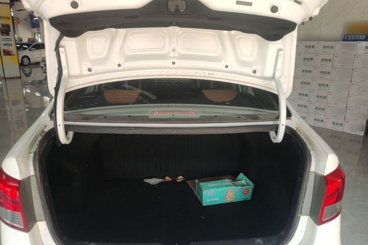 Used Kia K2 2015 Sedan 1.4L MT GLS Trunk