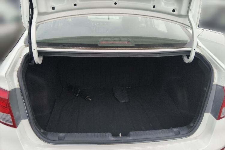 Used Kia K2 2015 Sedan 1.4L Automatic GLS Trunk