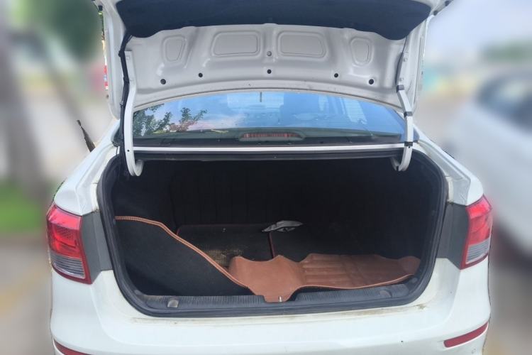 Used Kia K2 2015 Sedan 1.4L MT GLS Trunk