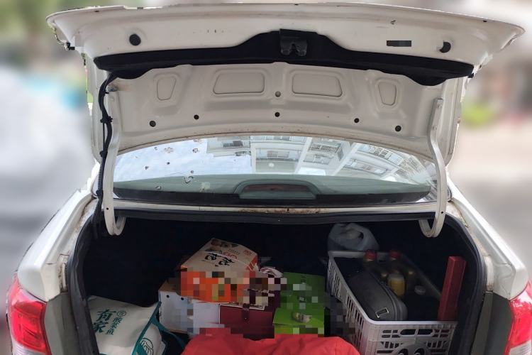 Used Kia K2 2015 Sedan 1.4L Automatic GLS Trunk