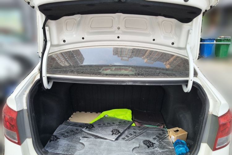 Used Kia K2 2015 Sedan 1.4L MT GLS Trunk