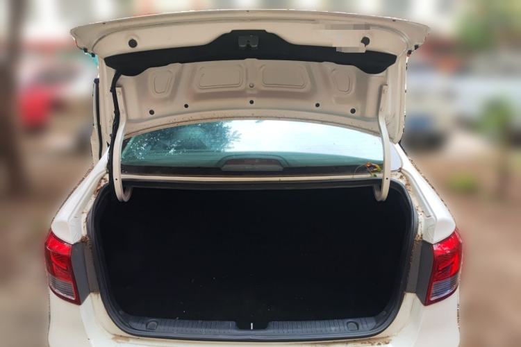 Used Kia K2 2015 Sedan 1.4L MT GLS Trunk