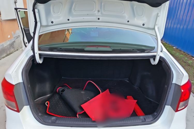 Used Kia K2 2015 Sedan 1.4L Automatic GLS Trunk