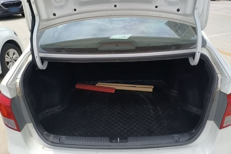 Used Kia K2 2015 Sedan 1.4L Automatic GLS Trunk