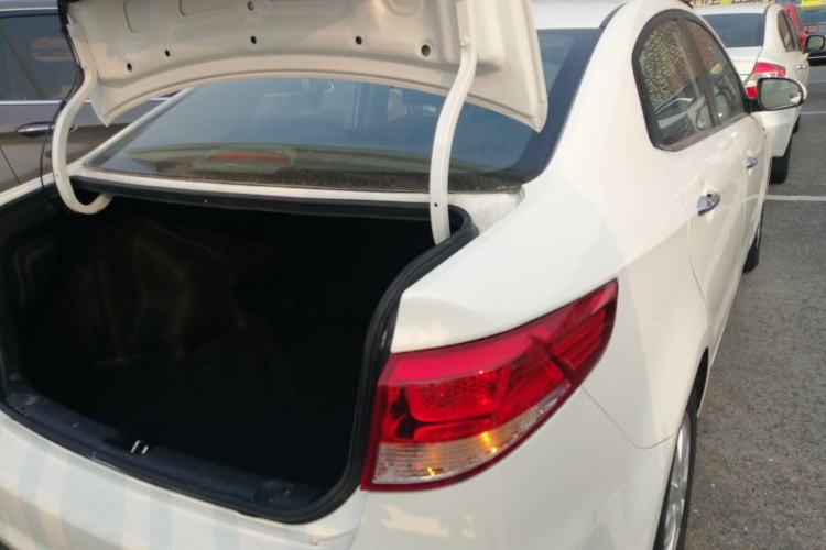 Used Kia K2 2015 Sedan 1.4L Automatic GLS Trunk