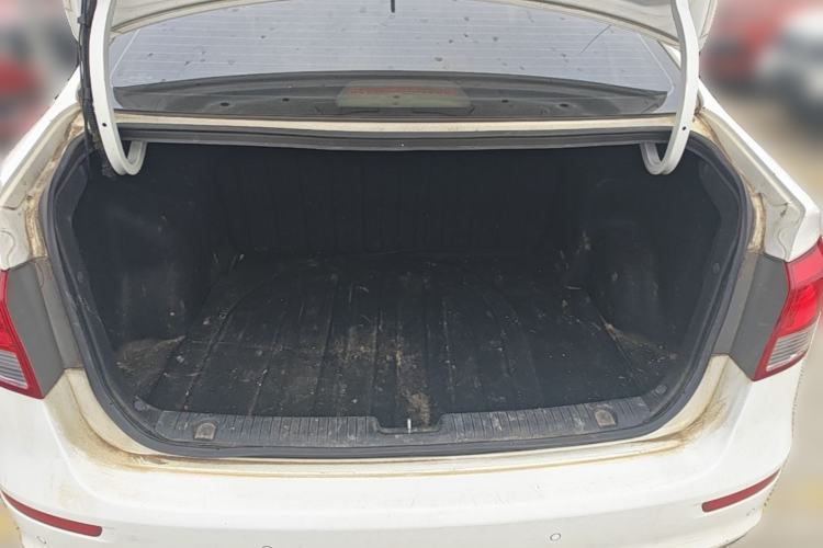 Used Kia K2 2015 Sedan 1.4L Manual Transmission GL Trunk