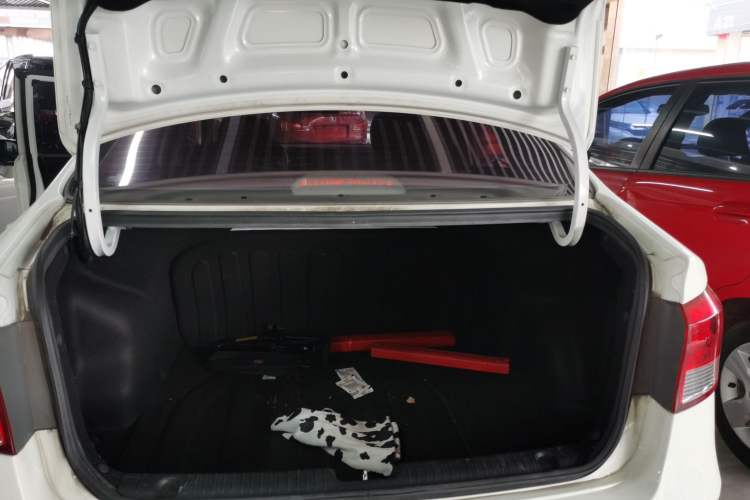 Used Kia K2 2015 Sedan 1.4L Automatic GLS Trunk