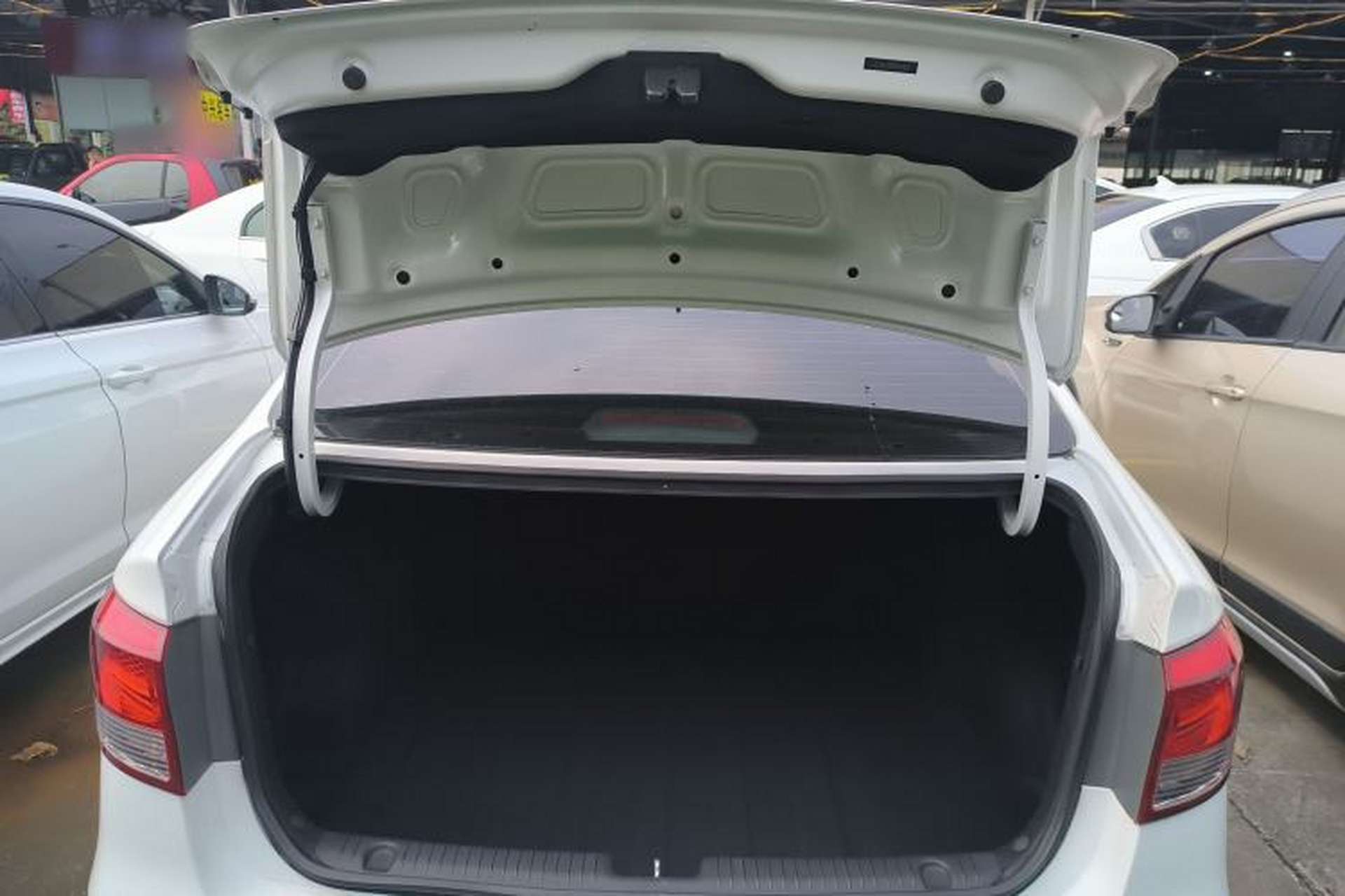 Used Kia K2 2015 Sedan 1.6L Automatic Transmission Premium Trunk
