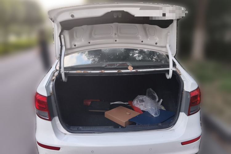 Used Kia K2 2015 Sedan 1.4L MT GLS Trunk