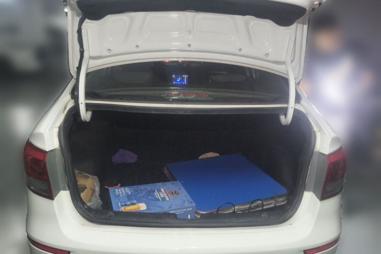Used Kia K2 2015 Sedan 1.4L MT GLS Trunk