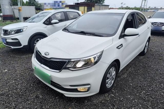 Used Kia K2 2015 Sedan 1.4L MT GLS