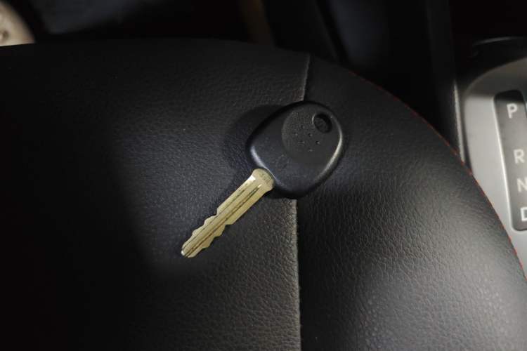 Used Kia K2 2015 Sedan 1.4L Automatic GLS Vehicle Key