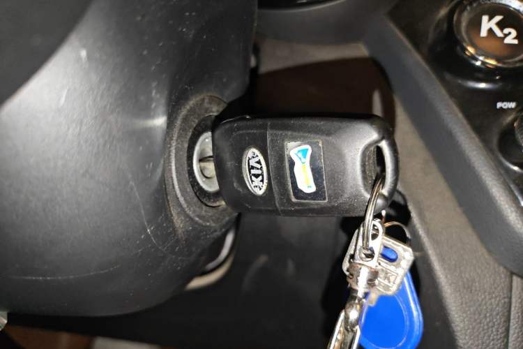 Used Kia K2 2015 Sedan 1.4L MT GLS Vehicle Key