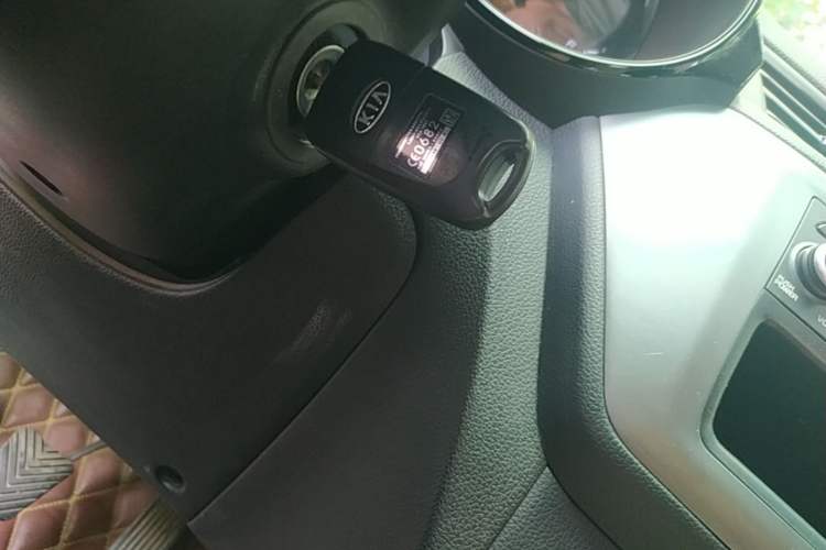 Used Kia K2 2015 Sedan 1.4L MT GLS Vehicle Key