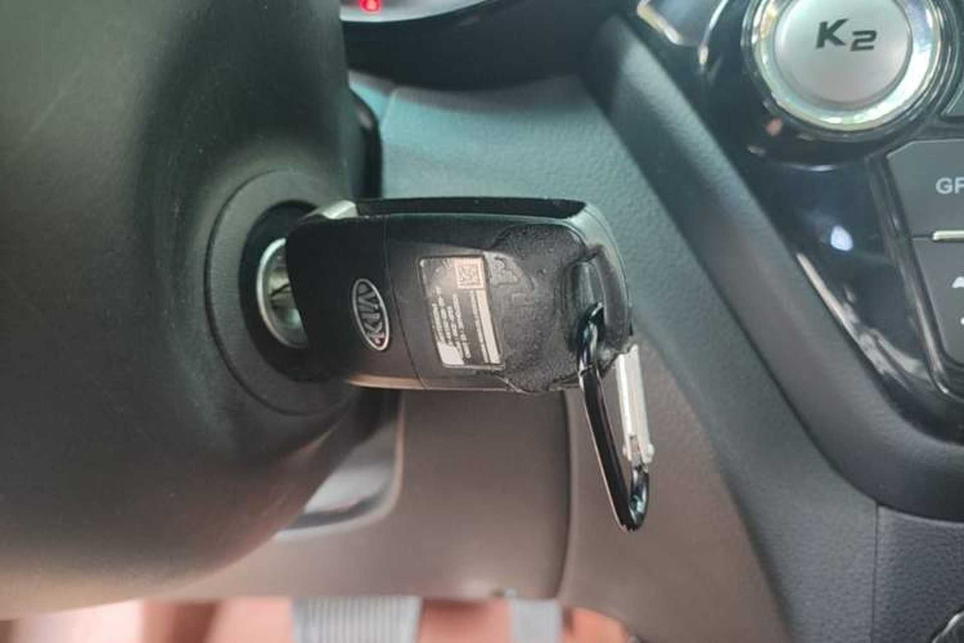 Used Kia K2 2015 Hatchback 1.4L AT GLS Cool Edition Vehicle Key