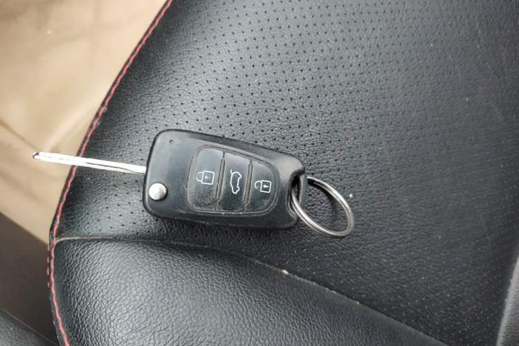 Used Kia K2 2015 Sedan 1.4L Automatic GLS Vehicle Key